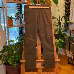 Men’s J.Crew 484 Dark Olive Chino Pants 30x32